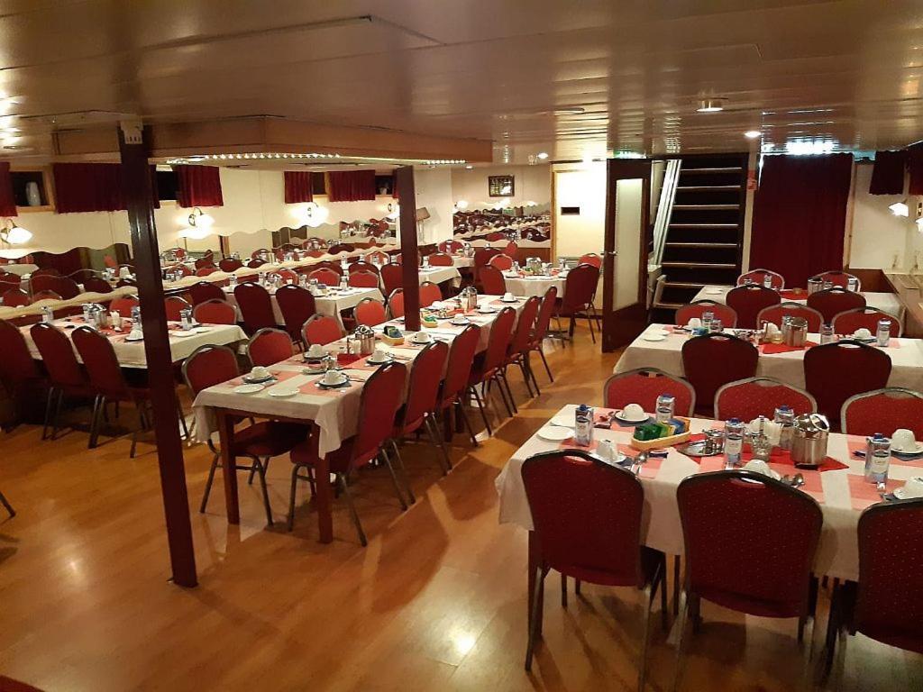Hotel Hotelschip Ms Patria Groningen